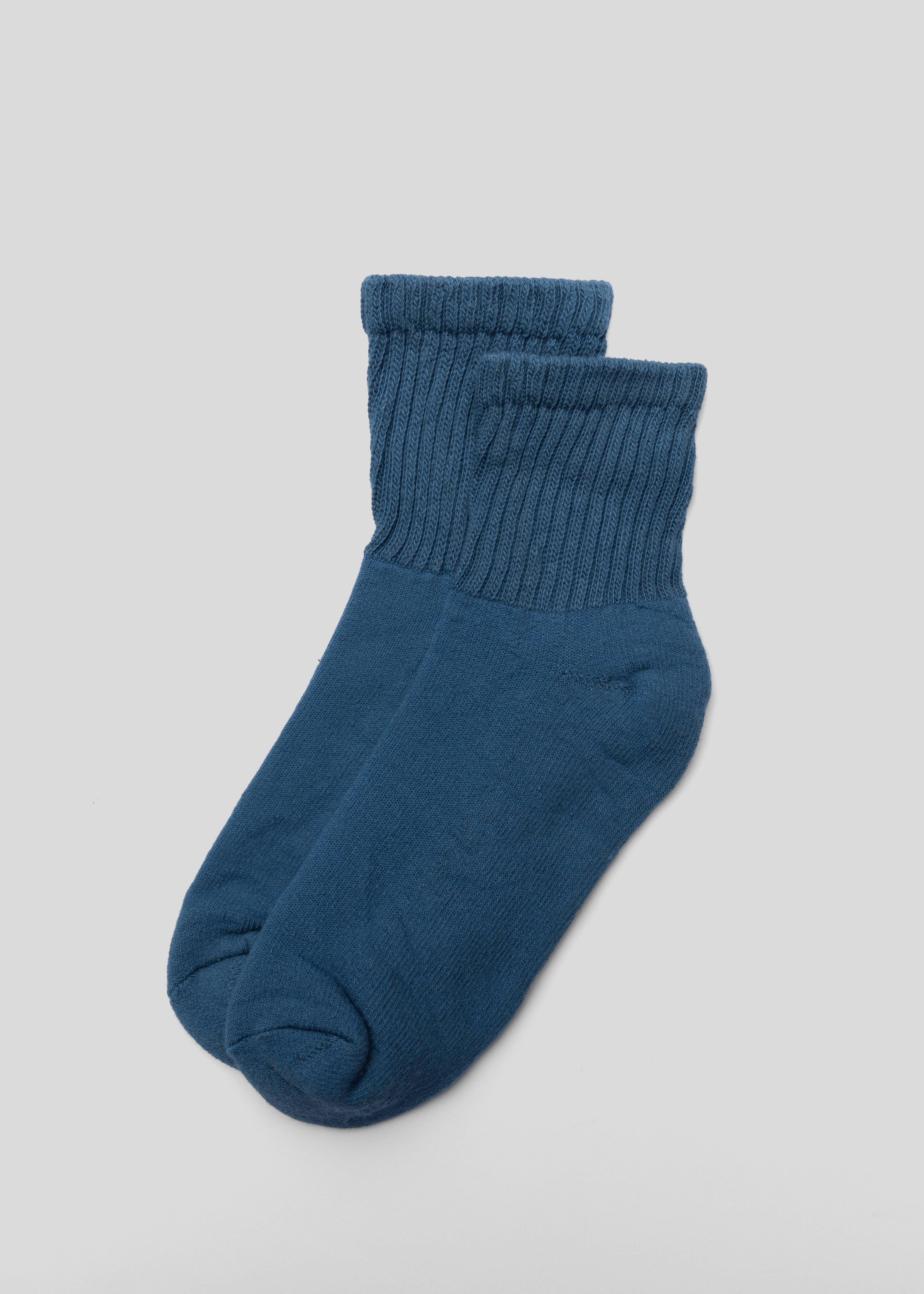 Solid Quarter Crew Socks