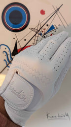 Paradise golf glove palm detail